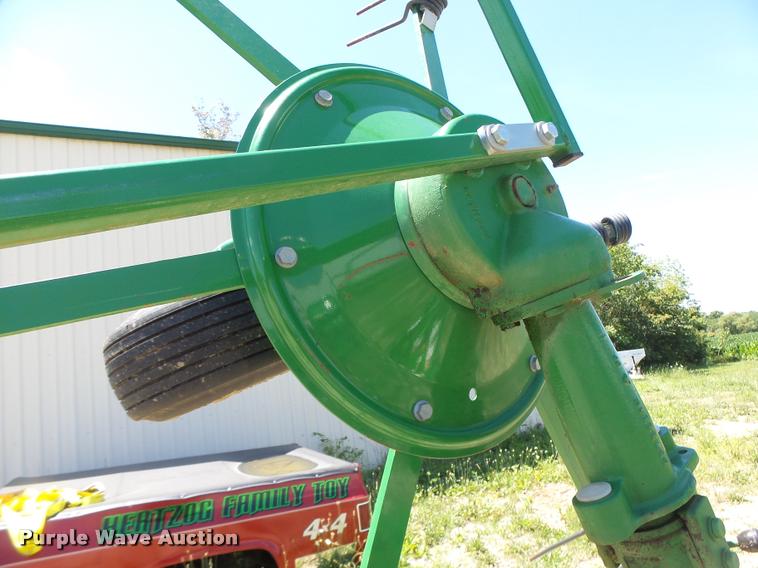 image for item DF9332 Frontier TD1316 hay tedder