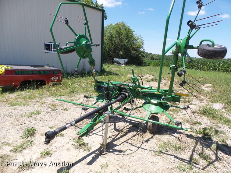 image for item DF9332 Frontier TD1316 hay tedder