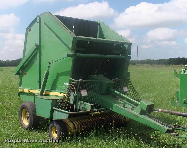 image for item DK9607 1981 John Deere 510 round baler