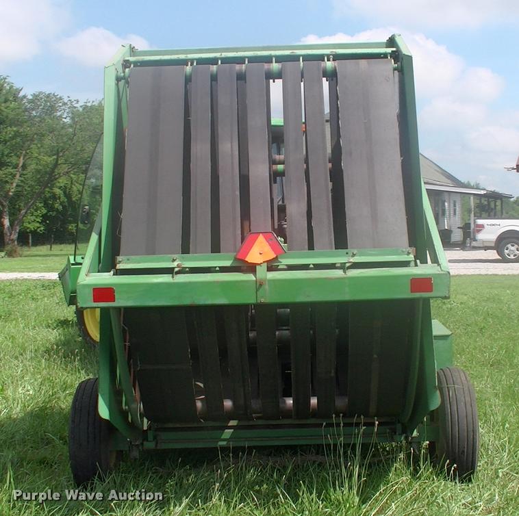 image for item DK9607 1981 John Deere 510 round baler