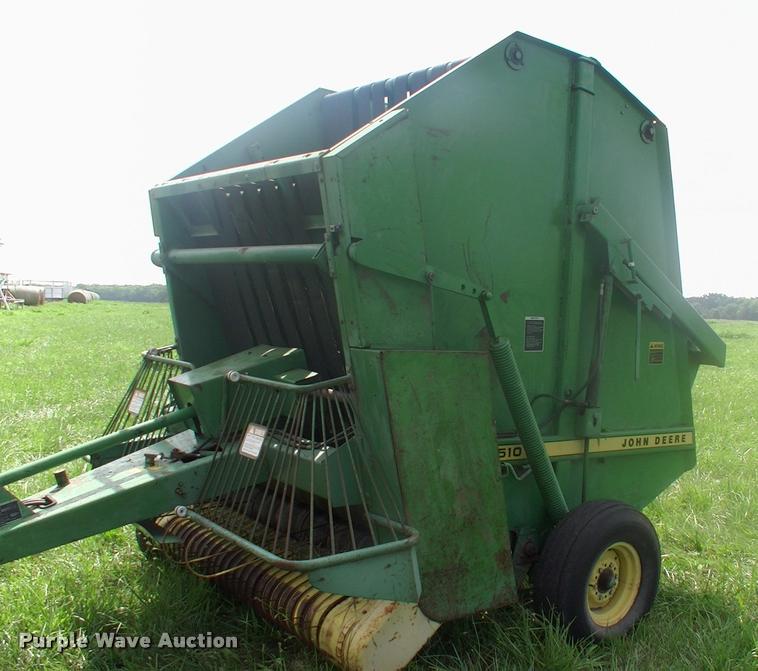 image for item DK9607 1981 John Deere 510 round baler