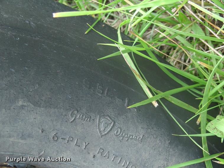 image for item DK9607 1981 John Deere 510 round baler