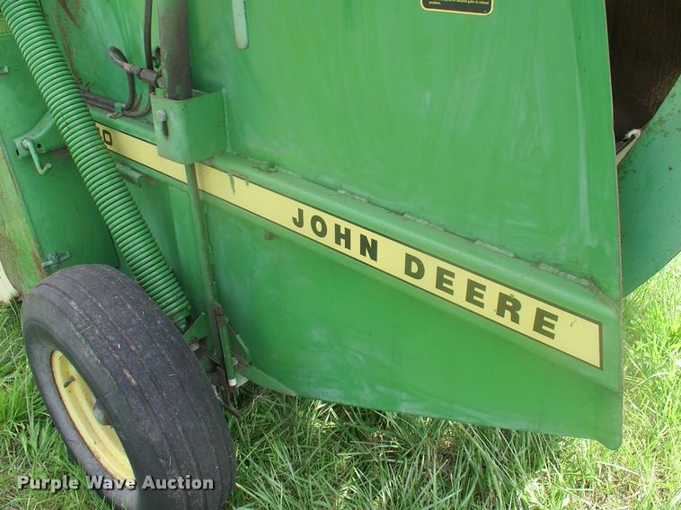 image for item DK9607 1981 John Deere 510 round baler