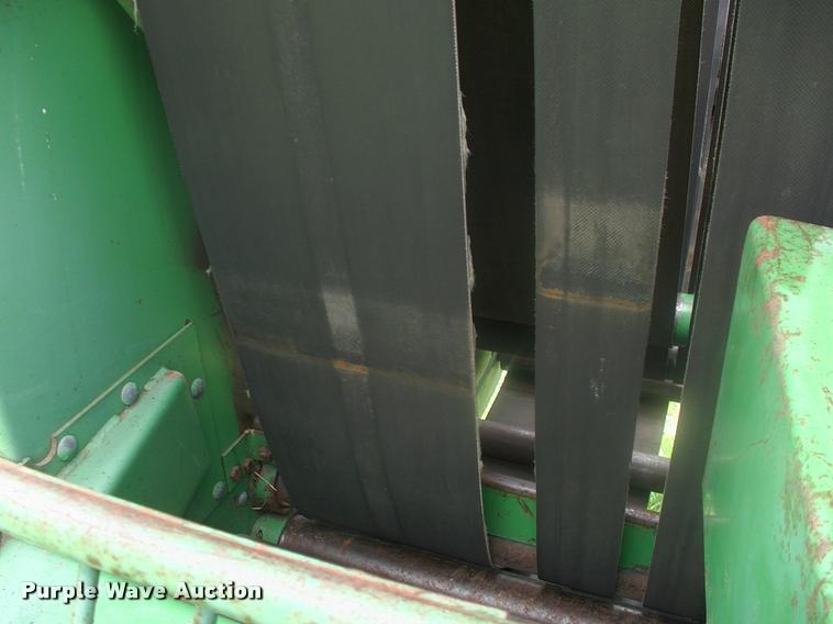 image for item DK9607 1981 John Deere 510 round baler