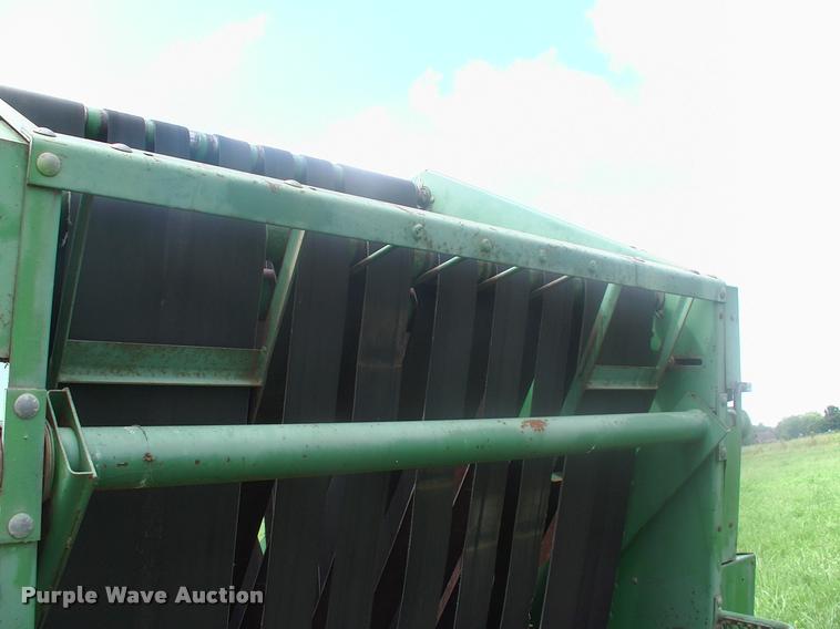 image for item DK9607 1981 John Deere 510 round baler
