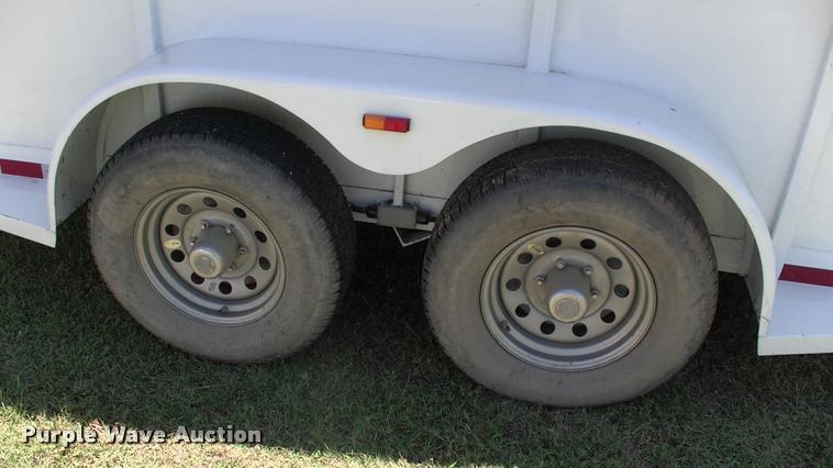 image for item DK9635 2015 CM CMH1243-16 horse trailer