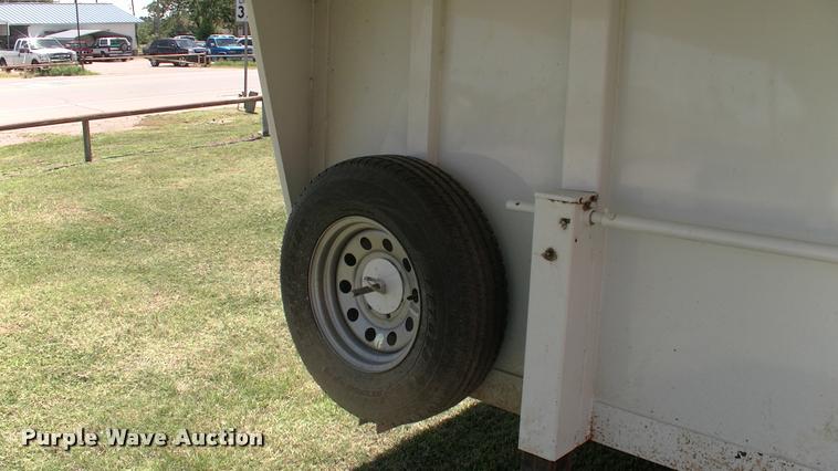 image for item DK9635 2015 CM CMH1243-16 horse trailer