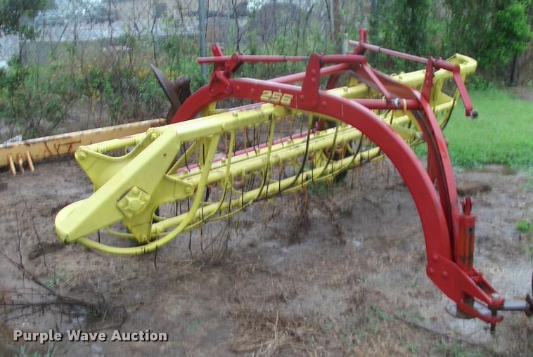 image for item DK9637 New Holland 256 side delivery hay rake