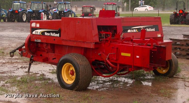image for item DK9639 2007 New Holland 575 small square baler