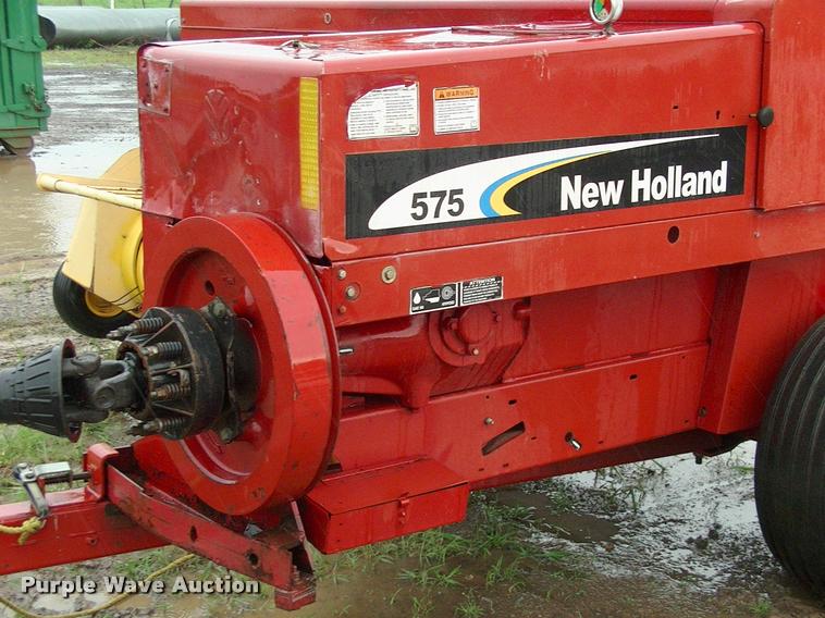 image for item DK9639 2007 New Holland 575 small square baler