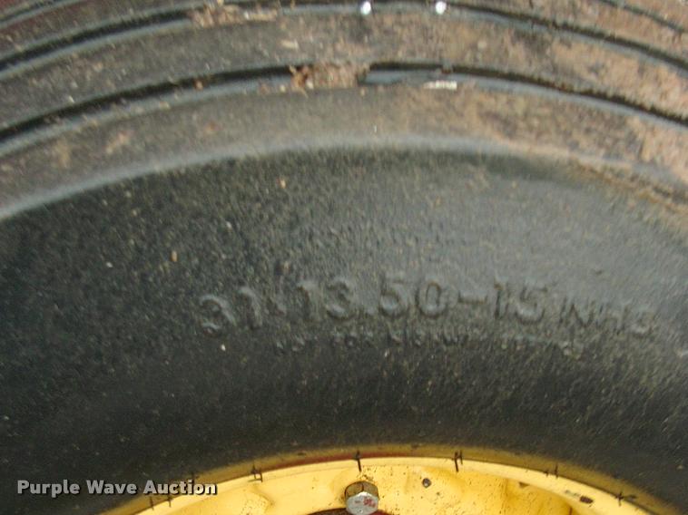 image for item DK9639 2007 New Holland 575 small square baler