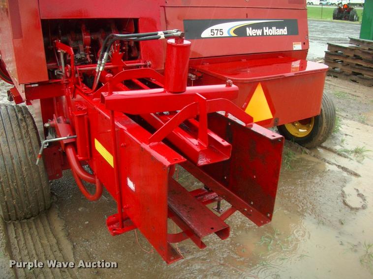 image for item DK9639 2007 New Holland 575 small square baler