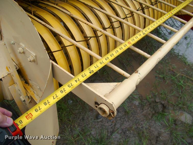 image for item DK9639 2007 New Holland 575 small square baler