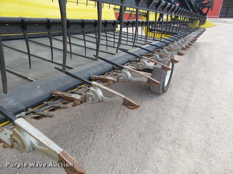 image for item DL9105 2014 Honey Bee WS30 grain belt swather head