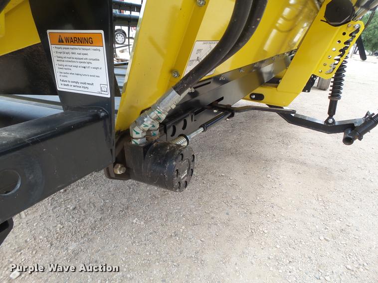 image for item DL9105 2014 Honey Bee WS30 grain belt swather head
