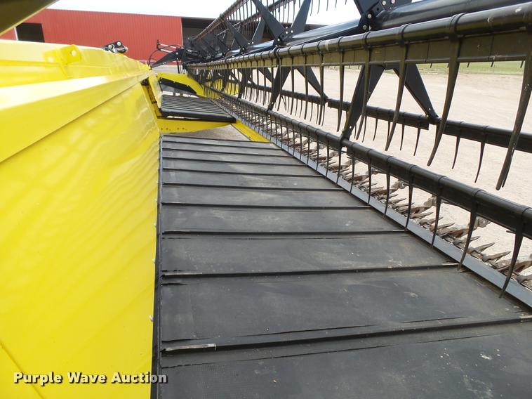 image for item DL9105 2014 Honey Bee WS30 grain belt swather head