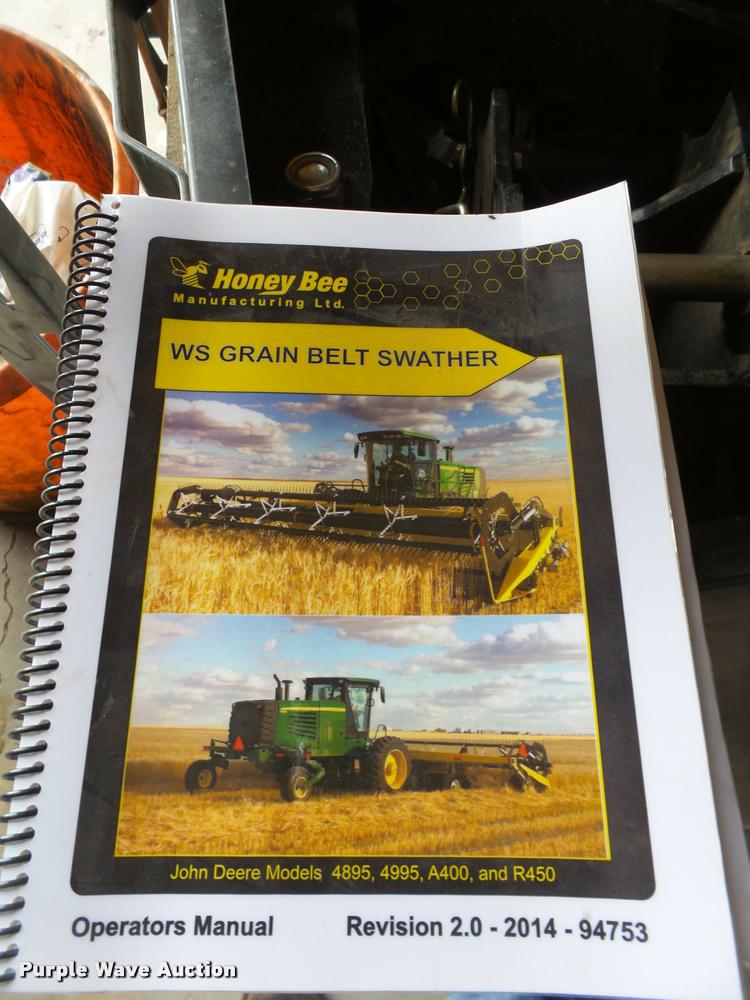 image for item DL9105 2014 Honey Bee WS30 grain belt swather head