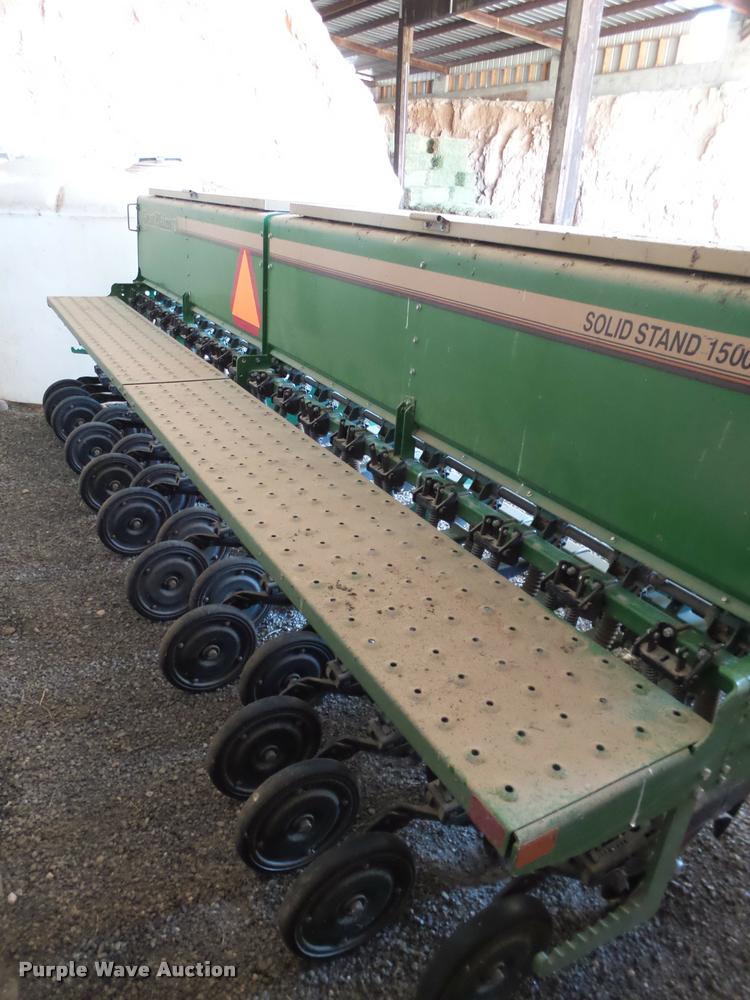 image for item DL9122 Great Plains Solid Stand 1500 drill