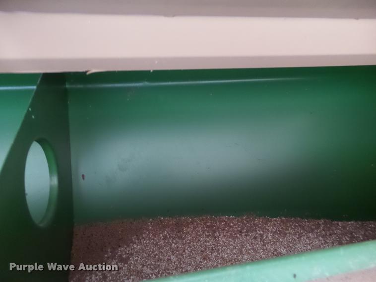 image for item DL9122 Great Plains Solid Stand 1500 drill