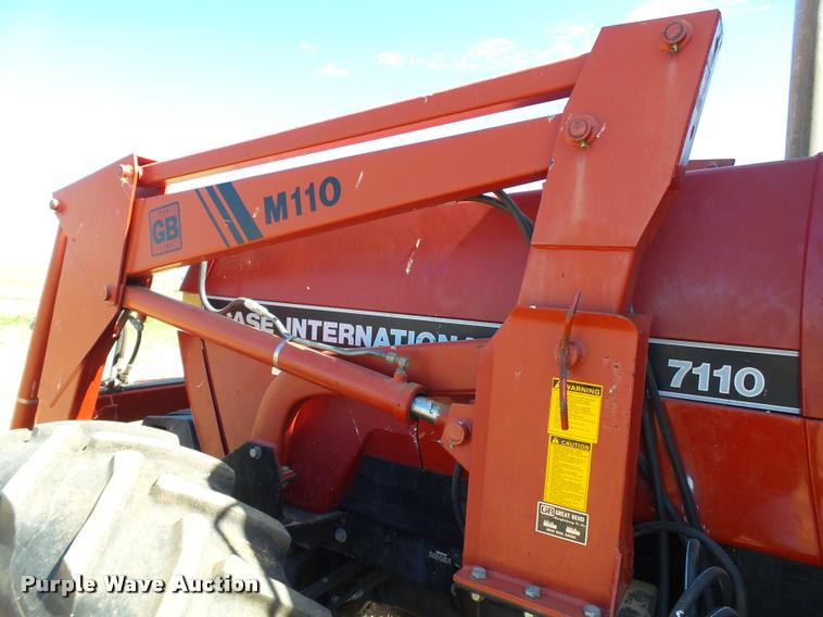 image for item DL9133 1991 Case IH 7110 MFWD tractor