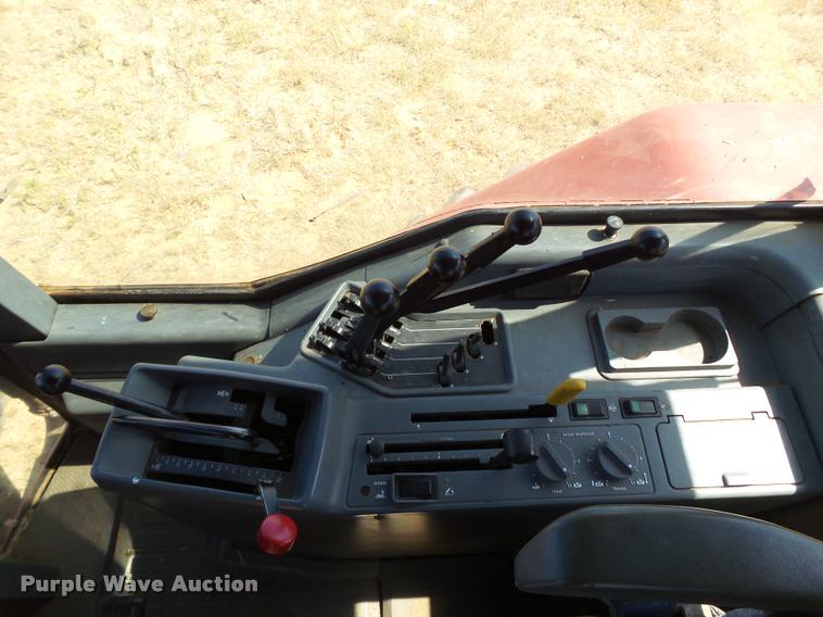 image for item DL9133 1991 Case IH 7110 MFWD tractor