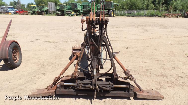 image for item DR9598 Henry backhoe attachment