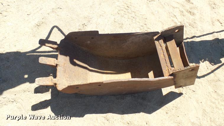 image for item DR9598 Henry backhoe attachment