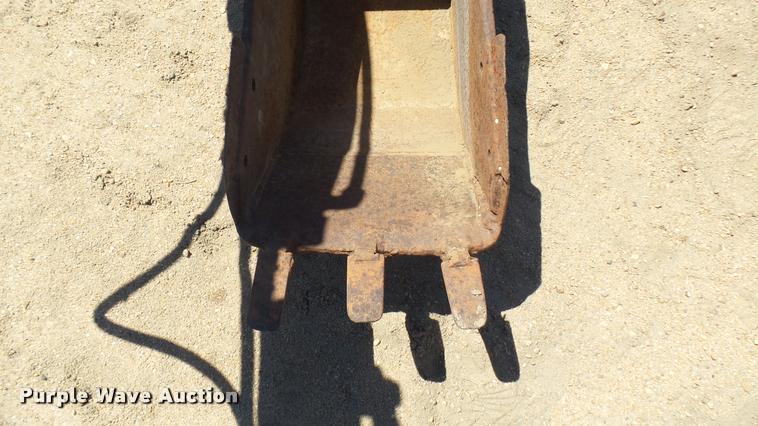 image for item DR9598 Henry backhoe attachment