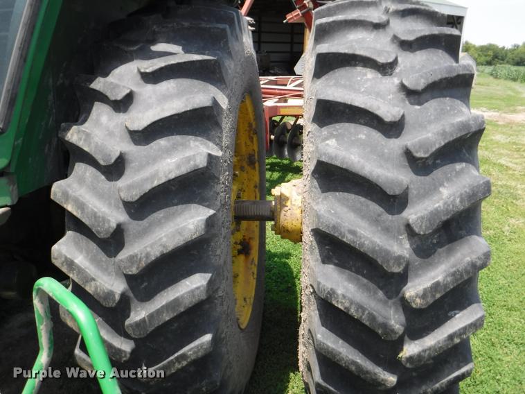 image for item K5936 John Deere 4430 tractor