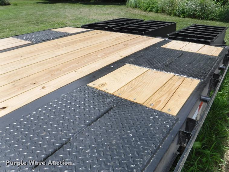 image for item K5939 2017 Elite equipment trailer