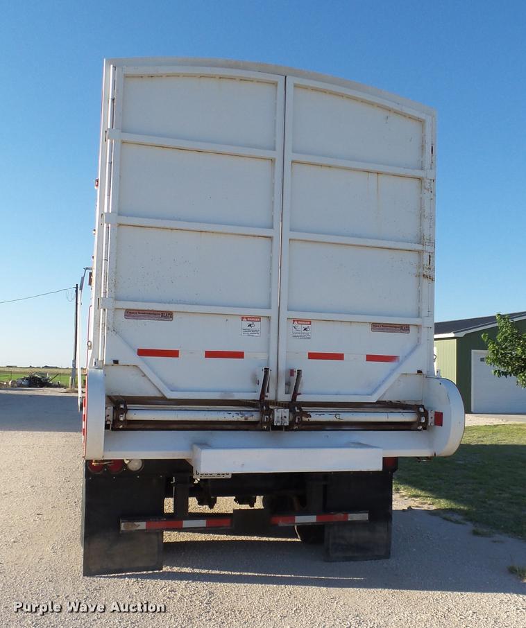 image for item L1514 2015 Blatz 40BZ234BRB1214M silage trailer