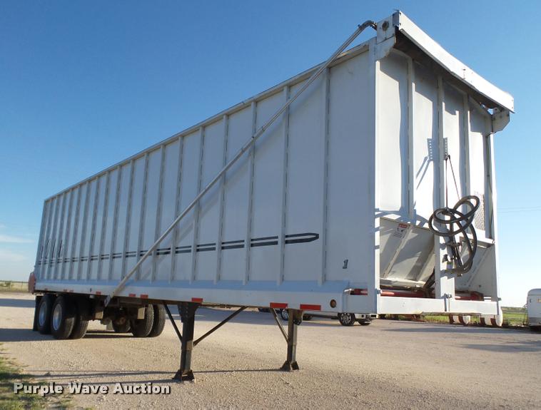 image for item L1514 2015 Blatz 40BZ234BRB1214M silage trailer