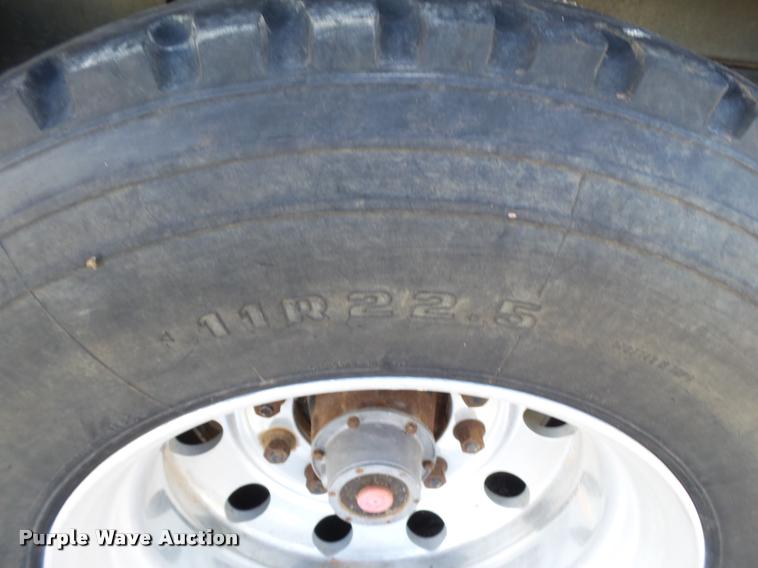 image for item L1514 2015 Blatz 40BZ234BRB1214M silage trailer