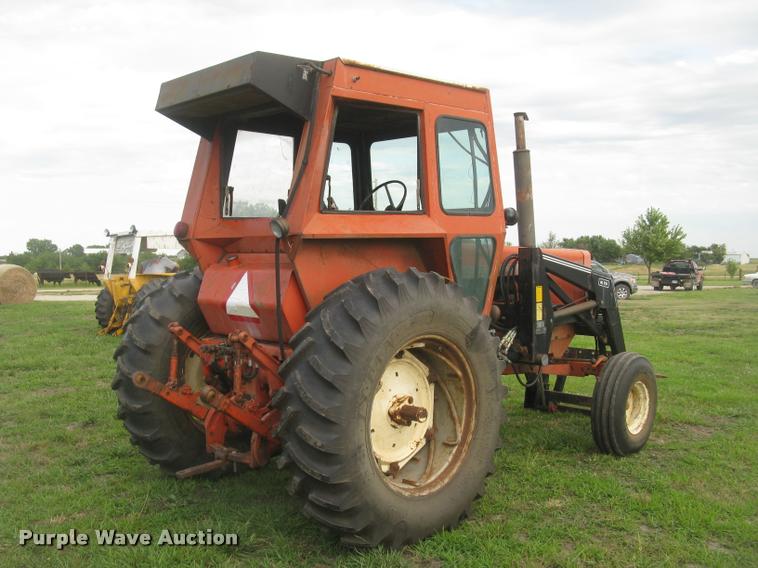 image for item L2325 Allis Chalmers 200 tractor