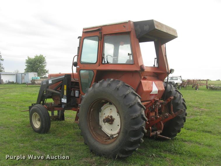 image for item L2325 Allis Chalmers 200 tractor