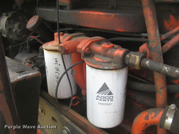 image for item L2325 Allis Chalmers 200 tractor