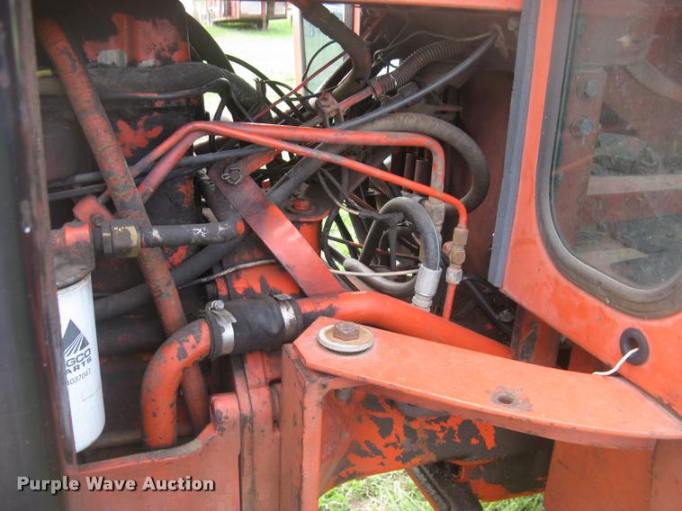 image for item L2325 Allis Chalmers 200 tractor