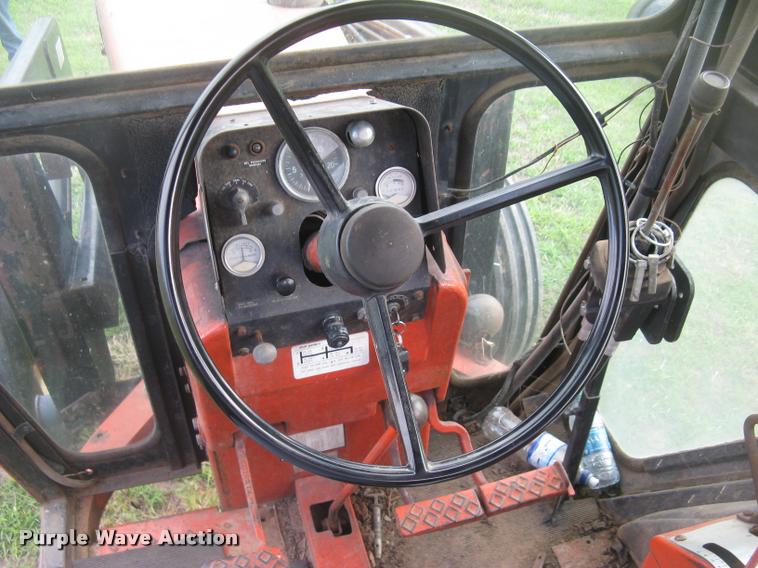 image for item L2325 Allis Chalmers 200 tractor