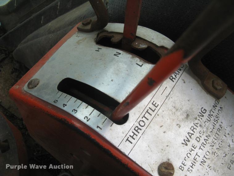 image for item L2325 Allis Chalmers 200 tractor