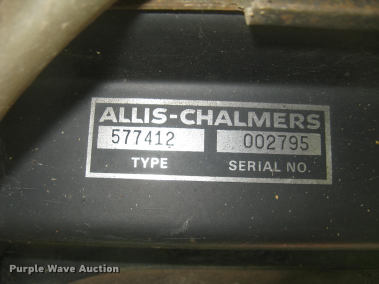 image for item L2325 Allis Chalmers 200 tractor