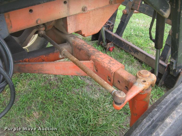 image for item L2325 Allis Chalmers 200 tractor