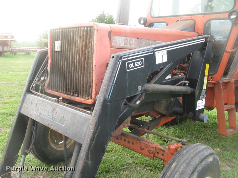 image for item L2325 Allis Chalmers 200 tractor