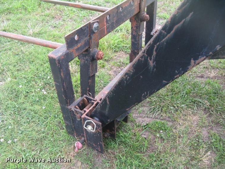 image for item L2325 Allis Chalmers 200 tractor