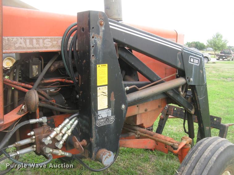 image for item L2325 Allis Chalmers 200 tractor