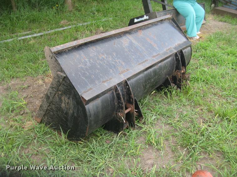 image for item L2325 Allis Chalmers 200 tractor