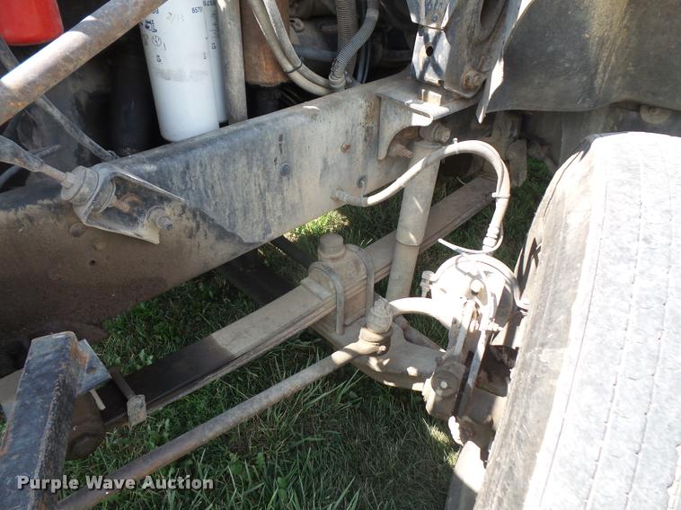 image for item DA1585 1997 Mack CH613 semi truck