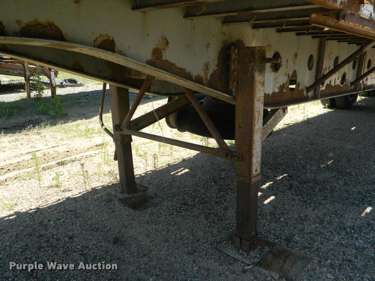 image for item DB1062 1989 Transcraft TL90K-45 flatbed trailer