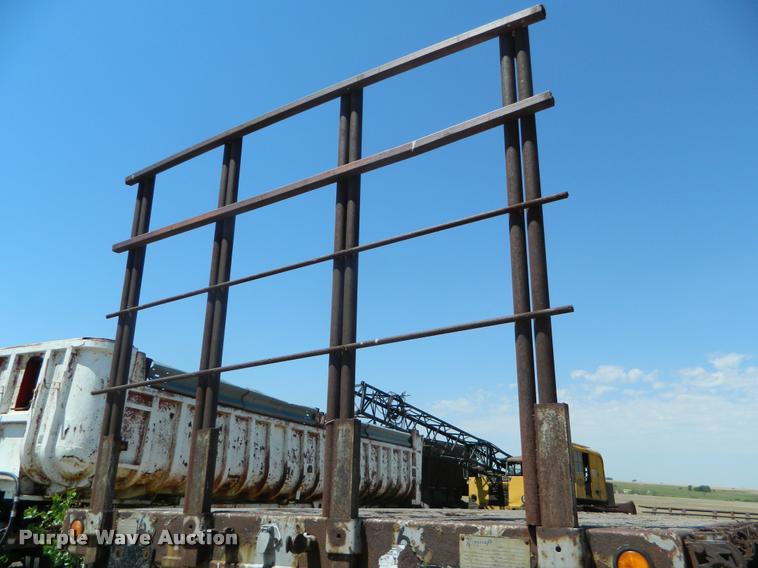 image for item DB1062 1989 Transcraft TL90K-45 flatbed trailer