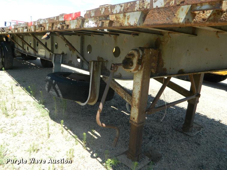 image for item DB1062 1989 Transcraft TL90K-45 flatbed trailer