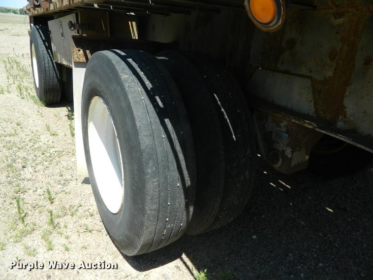 image for item DB1062 1989 Transcraft TL90K-45 flatbed trailer